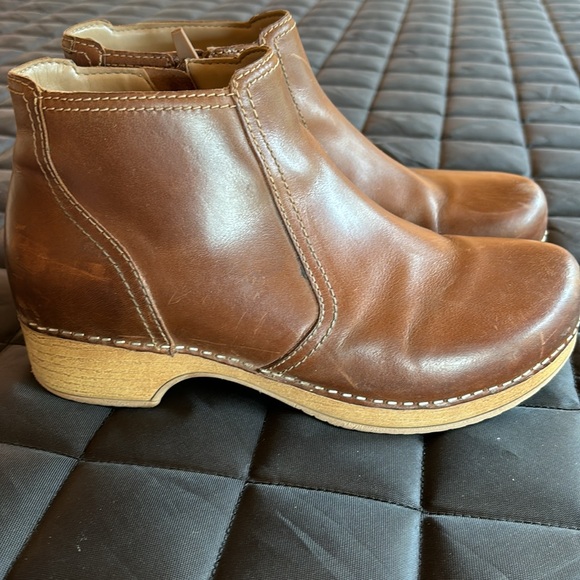 Dansko Bootie Size 39 - Picture 2 of 5